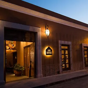https://casa-santiago-hotel-boutique.hotels-in-queretaro.com